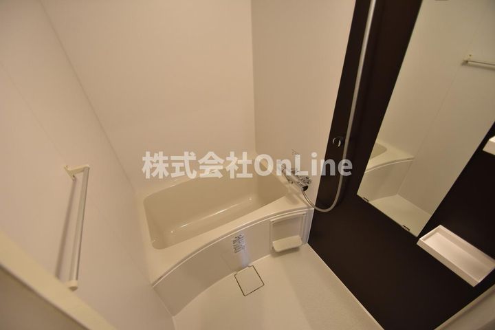 アバンティオ近鉄長瀬Ⅱの風呂