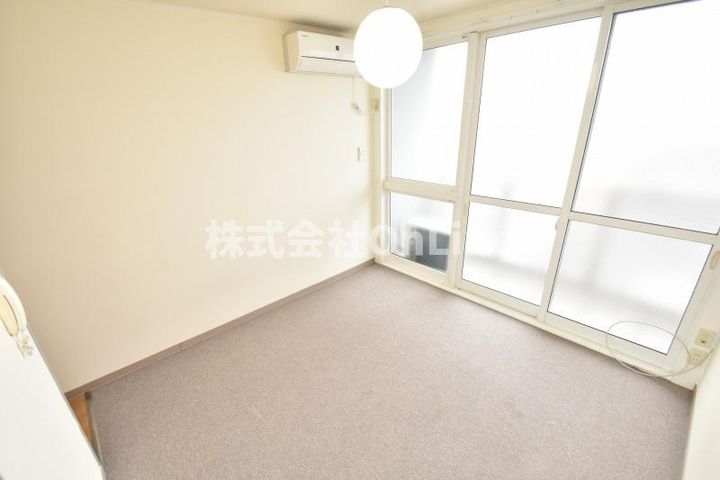 オリオン横枕西の内装