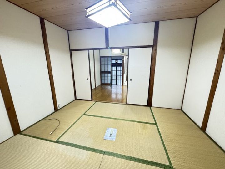 宝持荘の内装