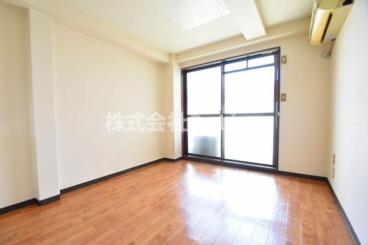 大阪府東大阪市菱屋西2丁目(マンション)の賃貸物件の内装