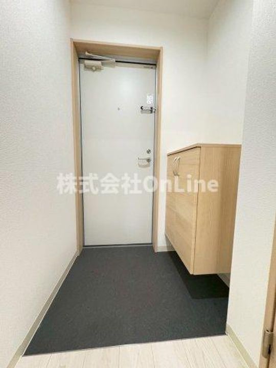大阪府東大阪市友井4丁目(アパート)の賃貸物件の玄関