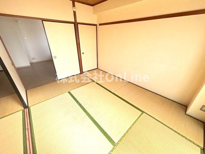 エメラルドマンションの内装