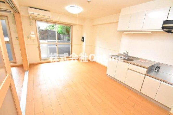 メゾンドボヌール上尾の居間