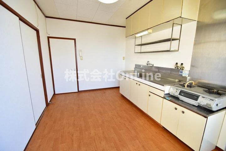 大谷ビルの居間