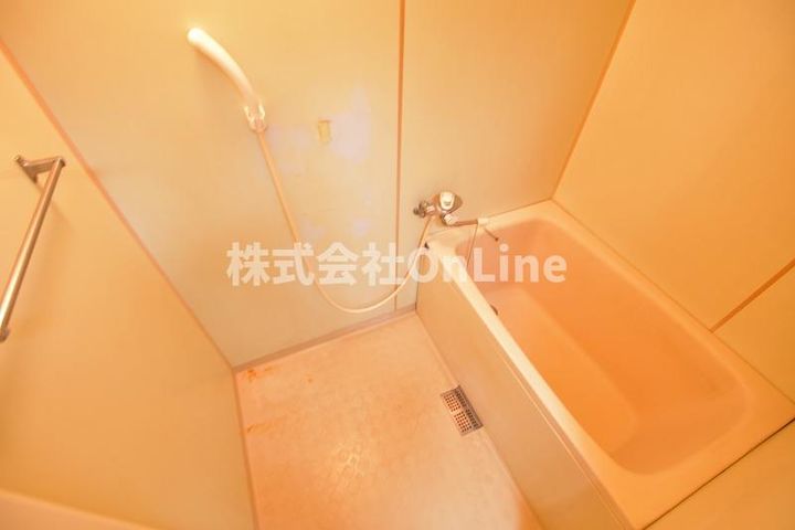 大谷ビルの風呂