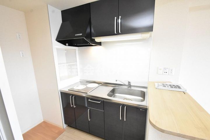 大阪府東大阪市岩田町1丁目(マンション)の賃貸物件のキッチン