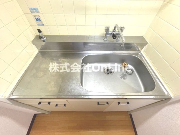 大阪府東大阪市横沼町1丁目(マンション)の賃貸物件のキッチン