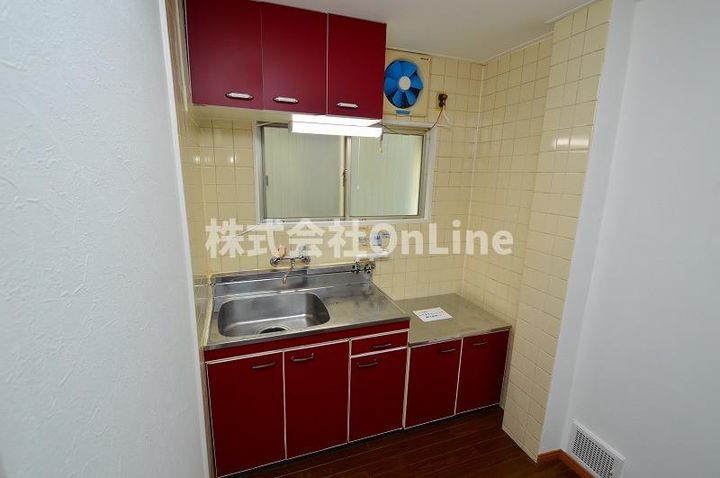 大阪府東大阪市小阪2丁目(マンション)の賃貸物件のキッチン
