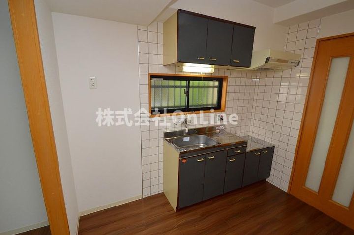 大阪府東大阪市下小阪5丁目(マンション)の賃貸物件のキッチン