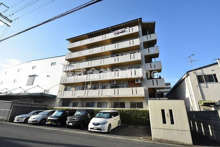 大阪府東大阪市菱江2丁目(マンション)の賃貸物件の外観