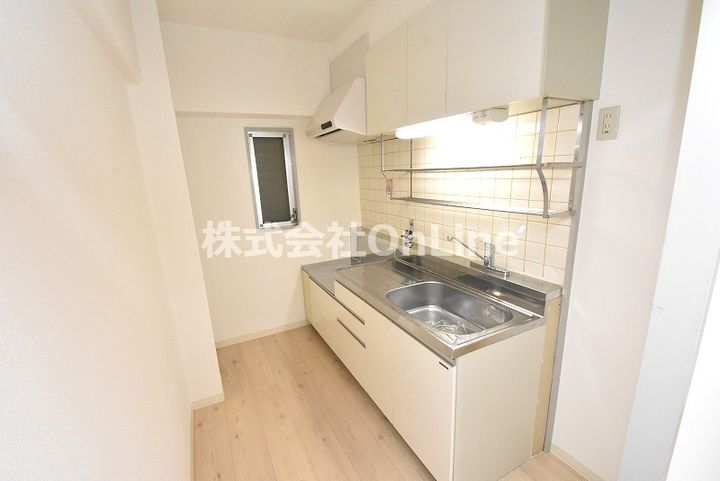 大阪府東大阪市菱江2丁目(マンション)の賃貸物件のキッチン