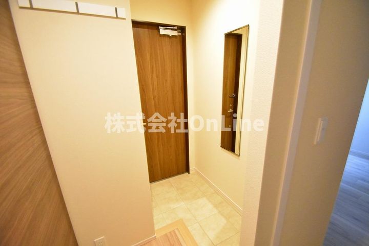 大阪府東大阪市小阪本町1丁目(マンション)の賃貸物件の玄関