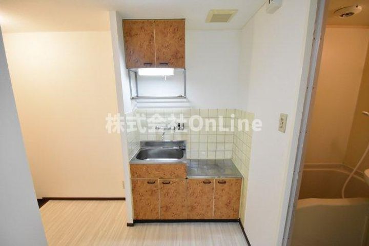 大阪府東大阪市小阪2丁目(マンション)の賃貸物件のキッチン