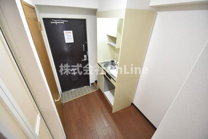 大阪府東大阪市島之内2丁目(マンション)の賃貸物件の玄関
