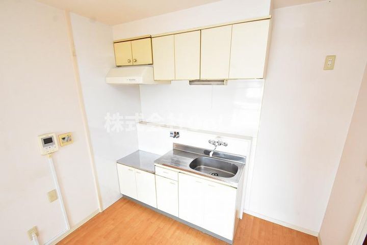 大阪府東大阪市島之内2丁目(マンション)の賃貸物件のキッチン
