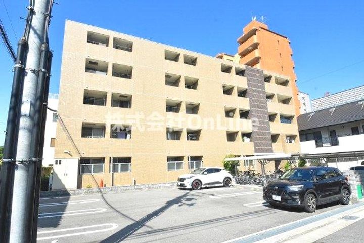 シェモワ八尾の外観