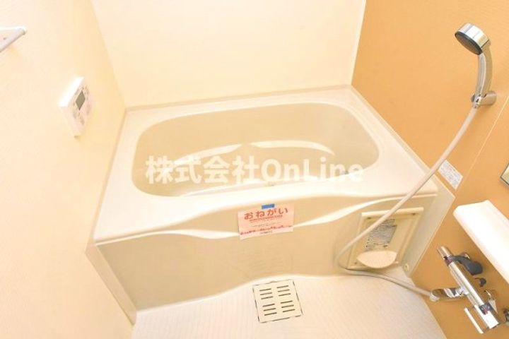 シェモワ八尾の風呂