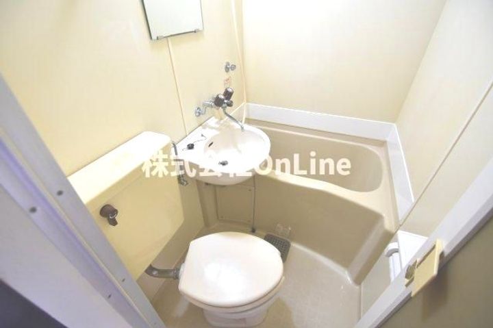 エンバール帝塚山102の風呂