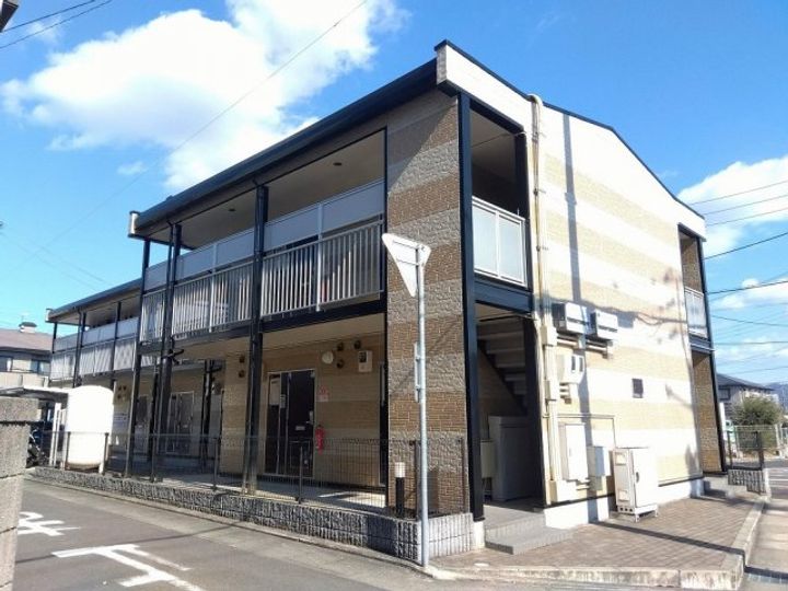 レオパレスレイクサイド平塚203の外観