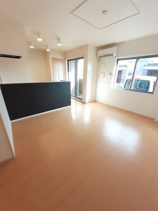 ルーベル 塩屋 Aの居間
