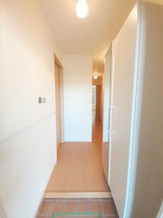 ルーベル 塩屋 Aの玄関