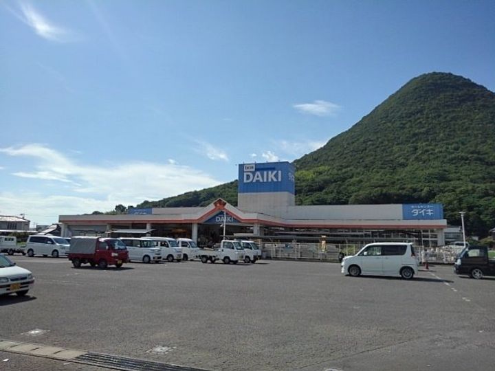 エスコート Aの周辺