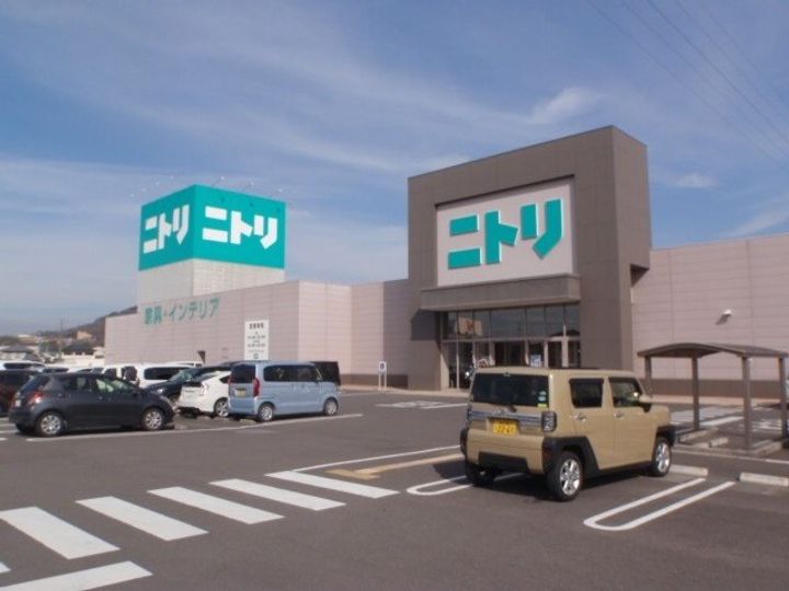 プロヴァンス吉岡の周辺
