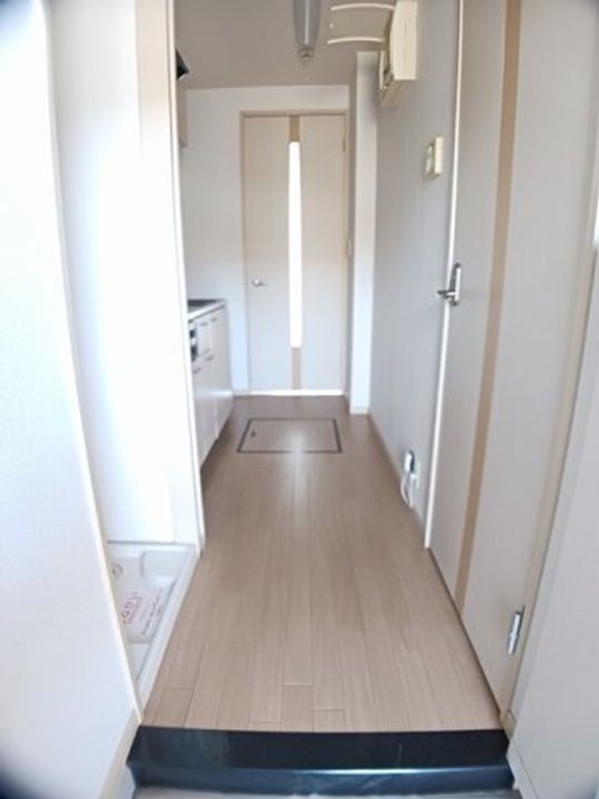 プロヴァンス吉岡の玄関