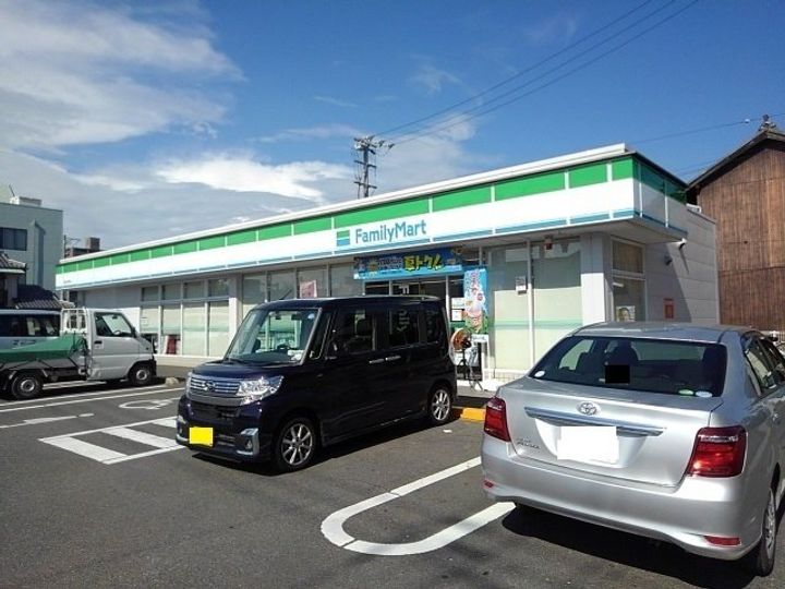 秋桜DOI Bの周辺