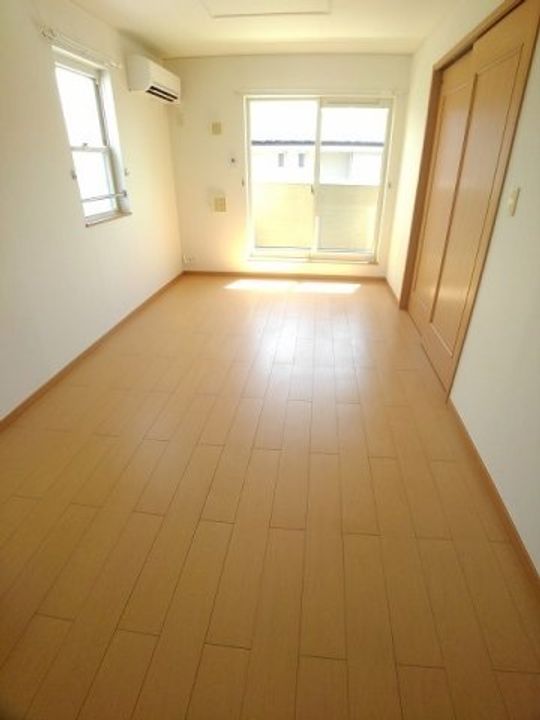 クローブ スクエア Aの居間