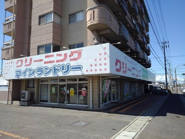 スノーフレーク・アイの周辺