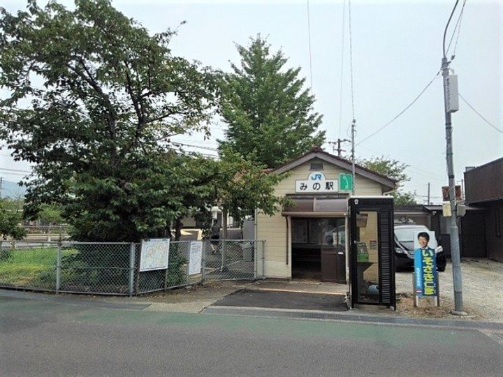 メゾン・ポポラーレAの周辺