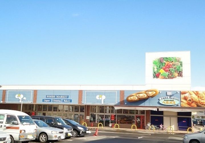 エルディム北山の居間