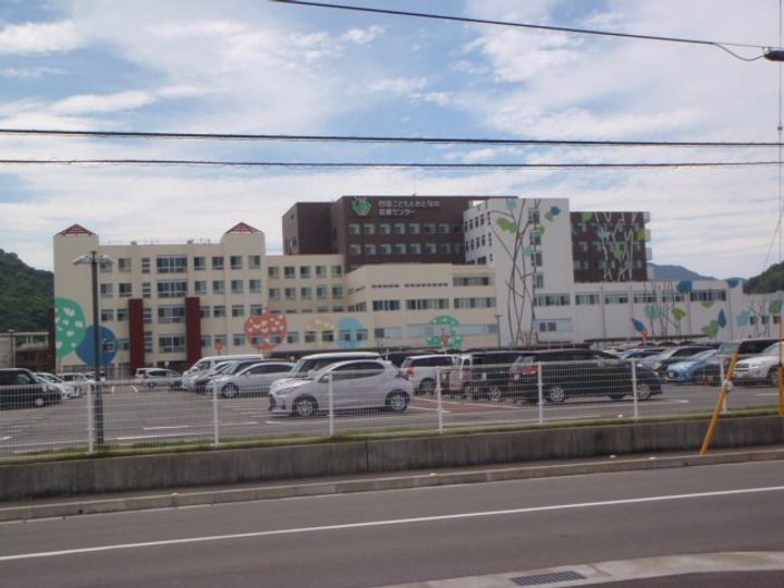 サンリット Bの周辺