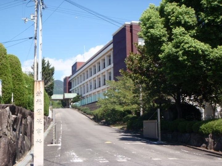 メゾン ド ソレイユ Bの周辺