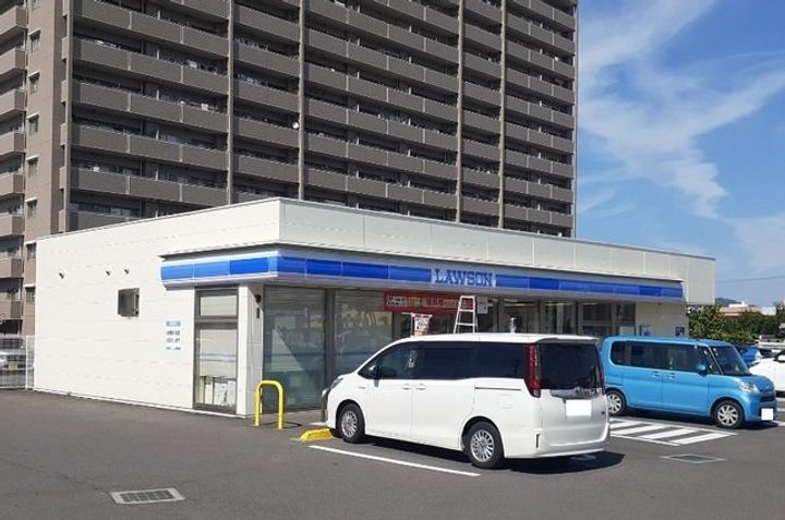 ミルト屋島の周辺
