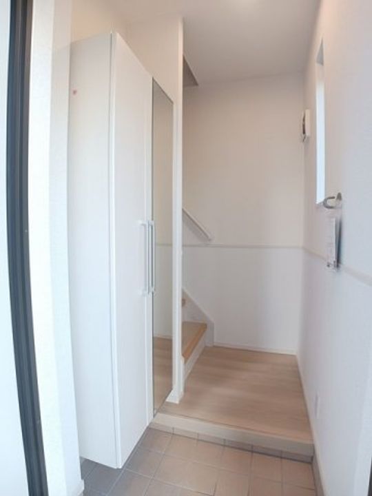 ミルト屋島の玄関