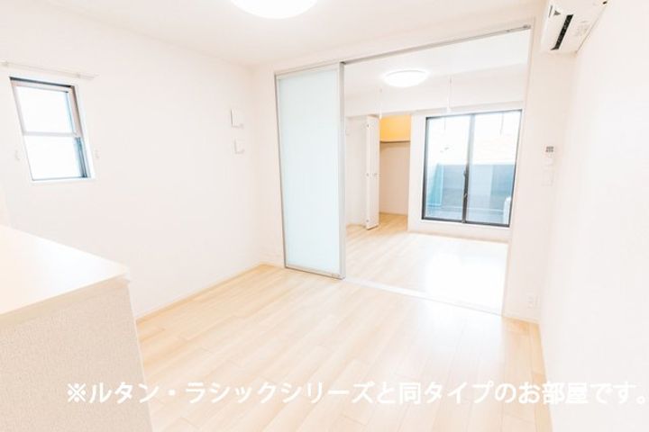 ヴィラの居間