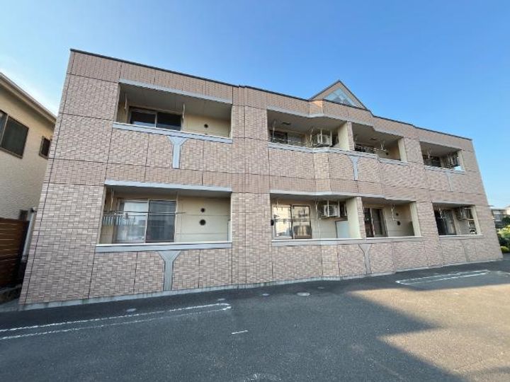 アスター・ユーカムイの外観
