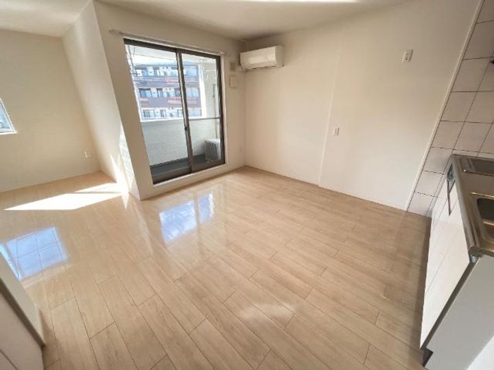 カーサ・フェリーチェ香西の居間