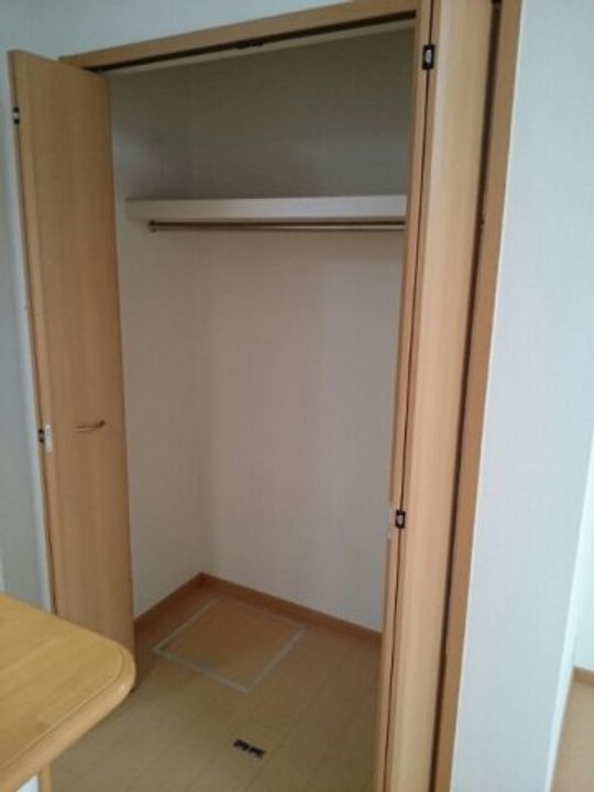 イリーデ・カーサのその他画像