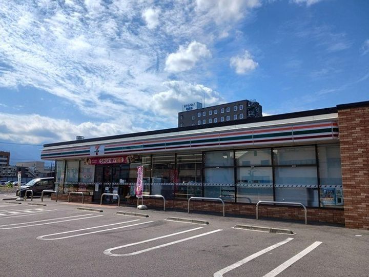 スカイルシパーの周辺