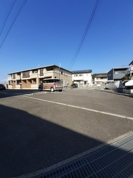 クラールの周辺