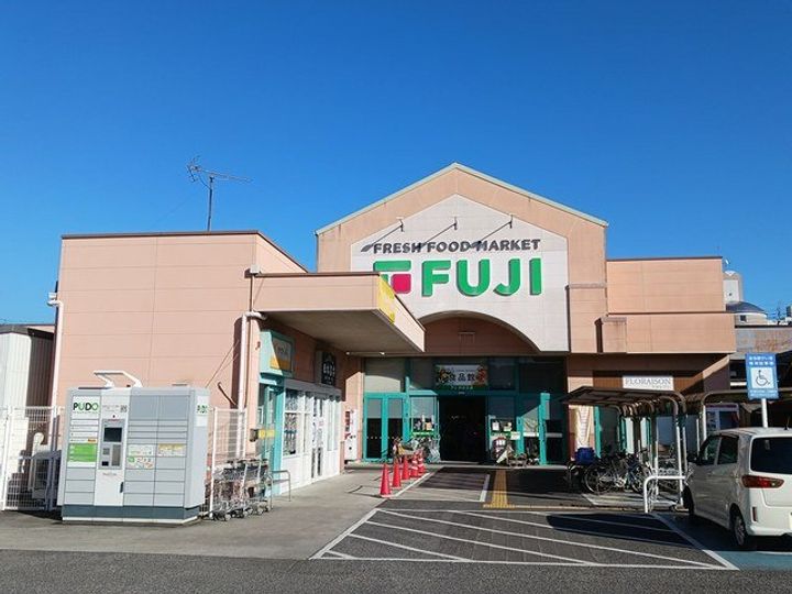 クラールの周辺