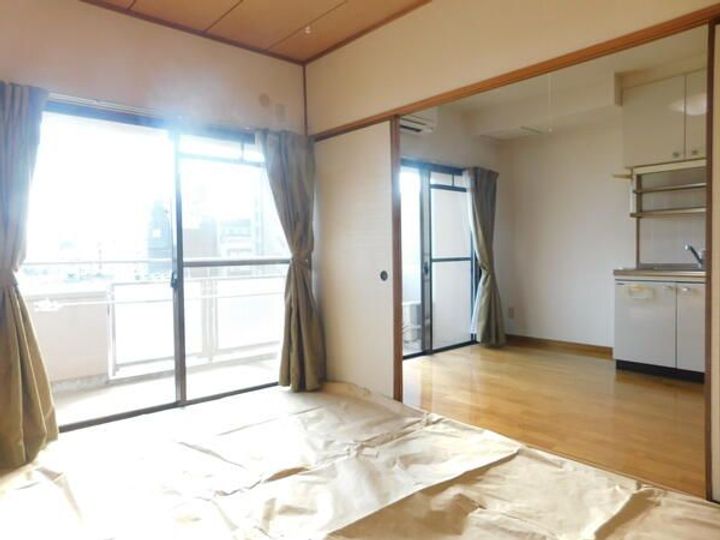 なかよしマンション片原町602の寝室