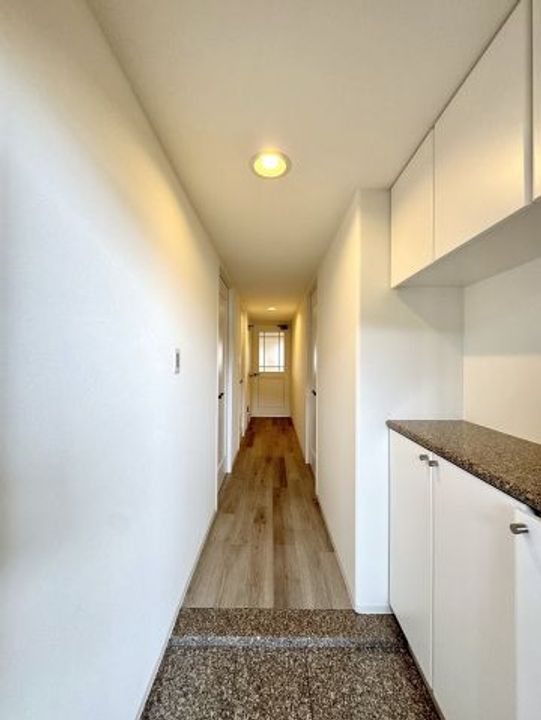 アルファシティ屋島五番館704の玄関