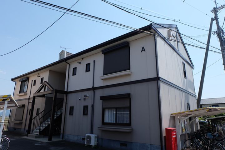 フジハイツ垣ノ内の外観