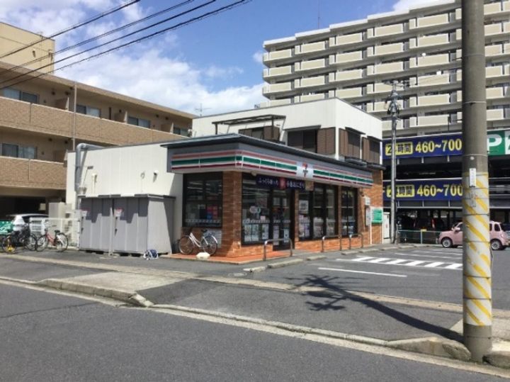 ウエストヴィレッジの周辺