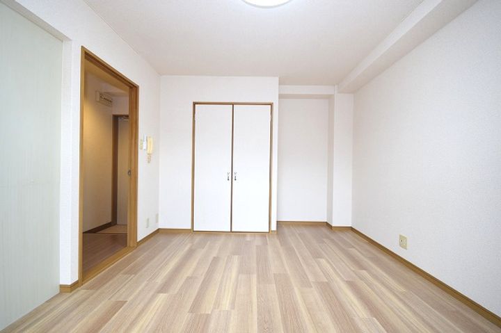 ピュアメゾン阿部205の内装