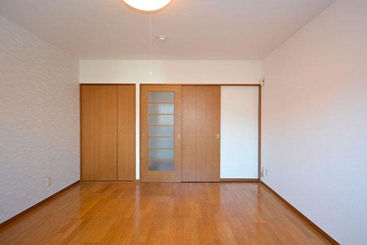 ドリーム館402の居間